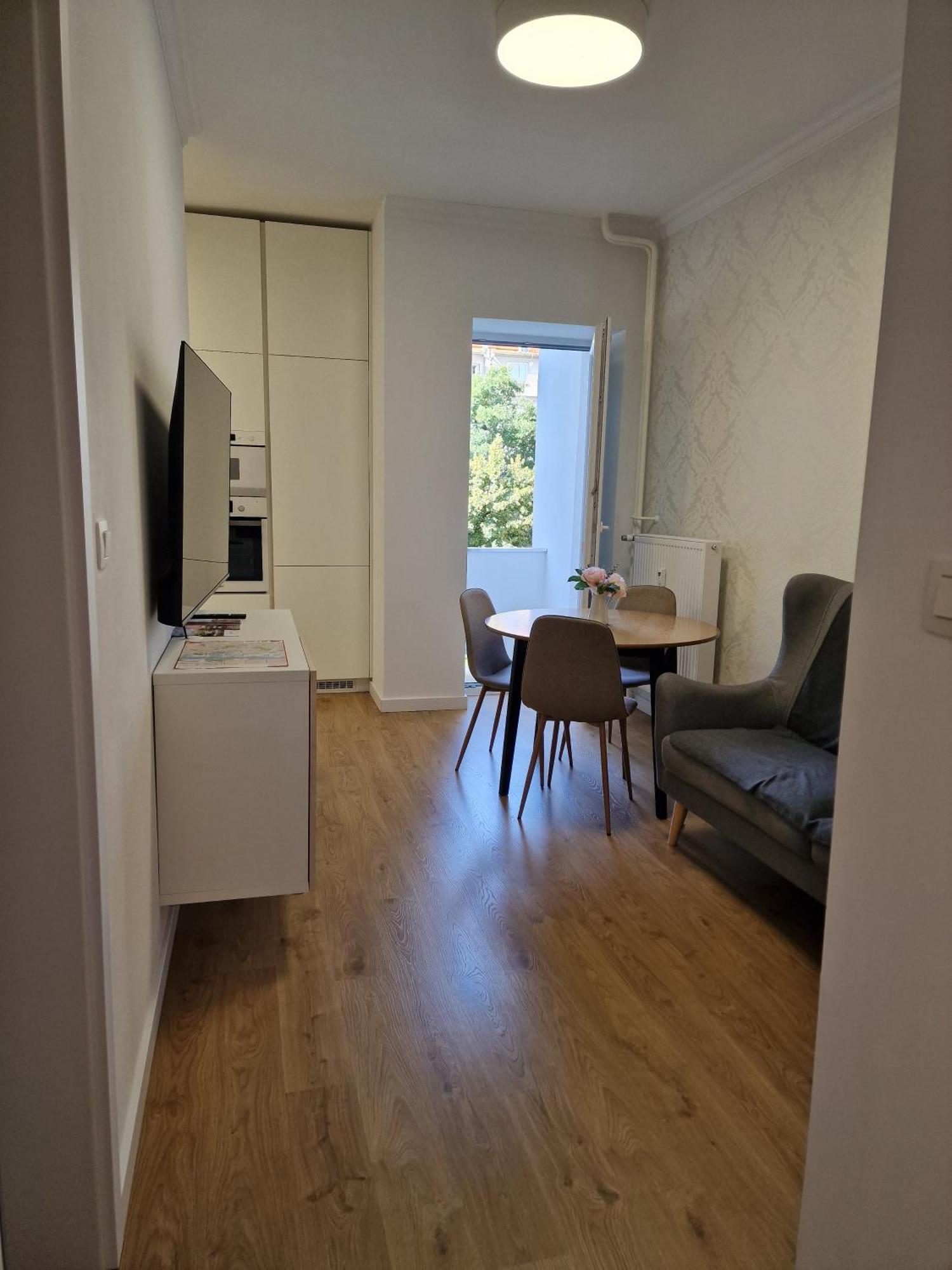 Old Town Apartment - 2 Bedrooms Bratislava Dış mekan fotoğraf